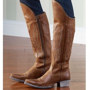 ISO Ariat Murrieta boots